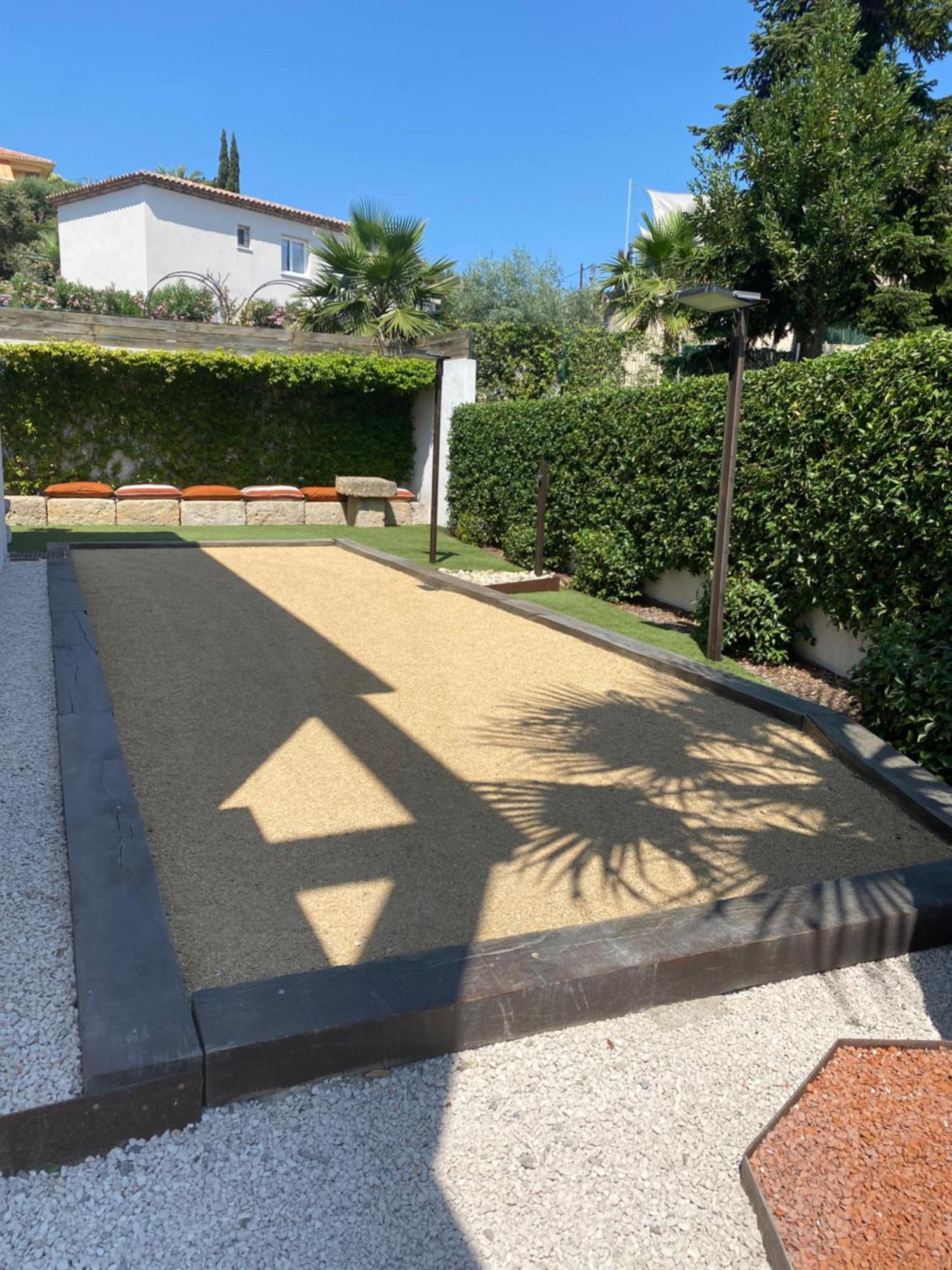 Appartement De Caractere Avec Jacuzzi Frejus Exterior photo