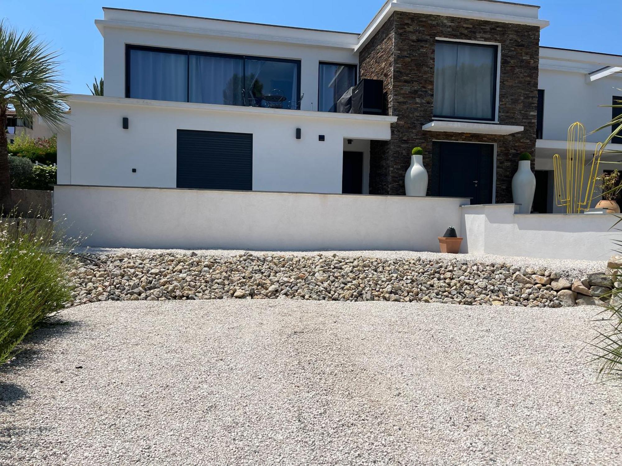Appartement De Caractere Avec Jacuzzi Frejus Exterior photo